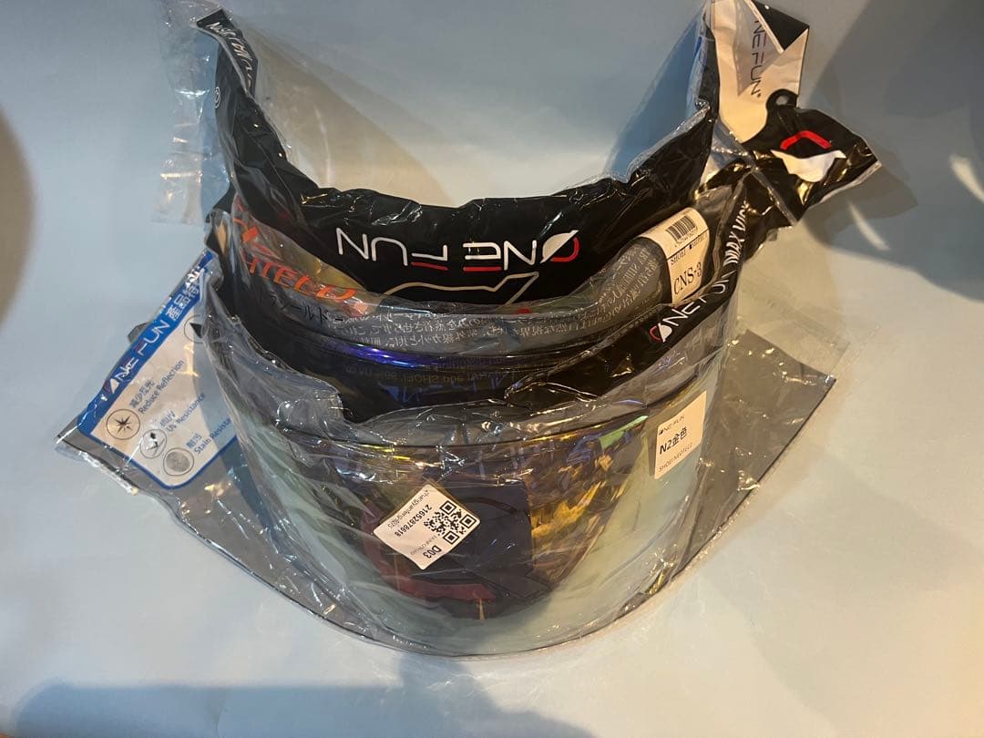 SHOEI NEOTEC 2 ショーエイ　ネオテック2 レッド　Mサイズ