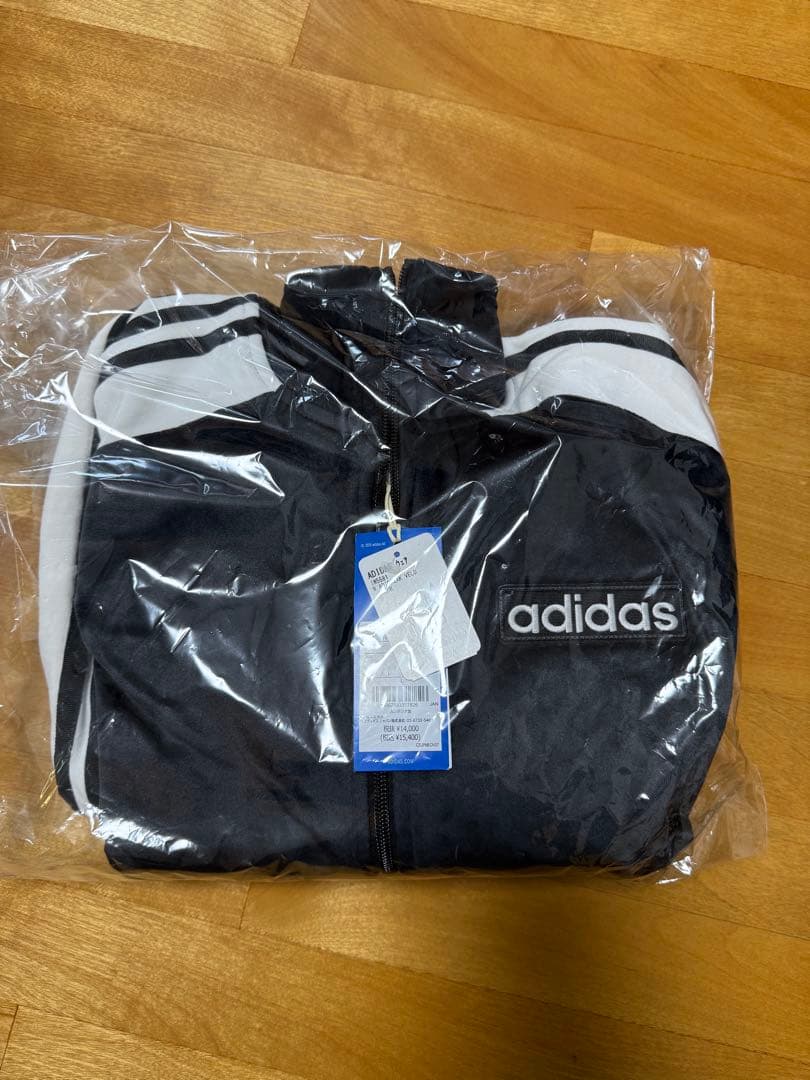 adidas W ADIBREAK VELOUR TT ブラックL size