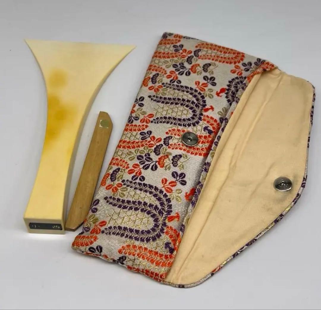 極上　三味線　撥　バチ　天然素材　和楽器　アンティーク　細密細工/BL1-04