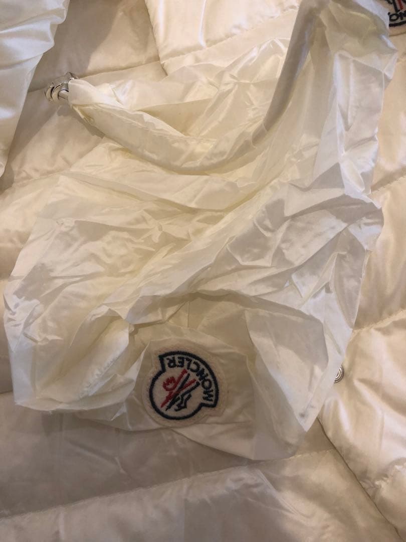 ラン様　モンクレール　ダウンベスト