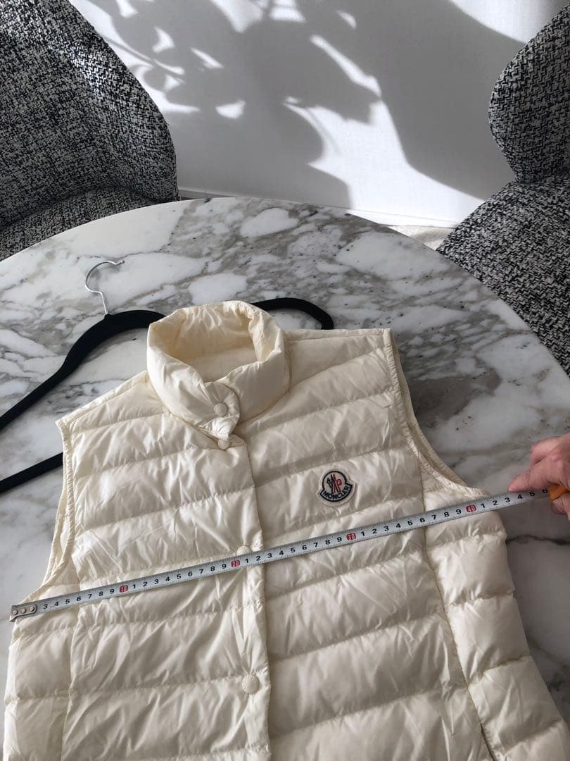 ラン様　モンクレール　ダウンベスト