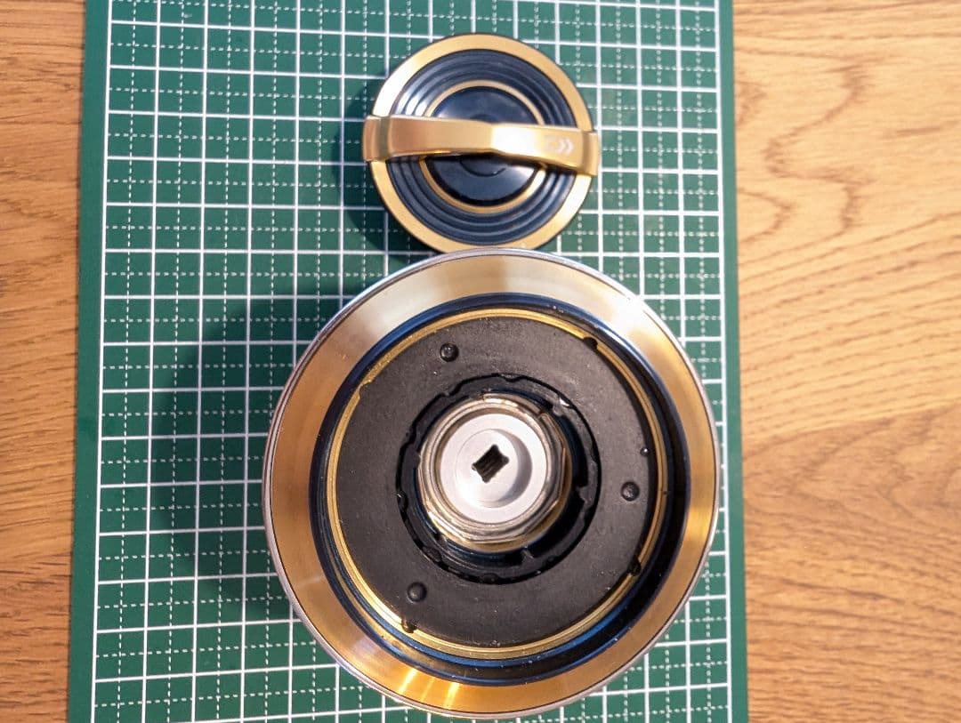 最安値　送料込み　20ソルティガ 14000-XH