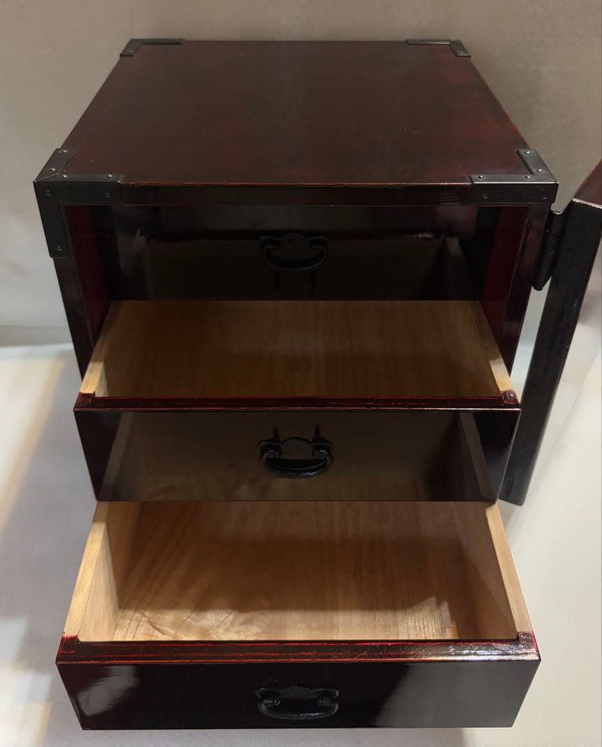 仙台箪笥 渡辺家具店 骨董 アンティーク レトロ 龍 ドラゴン 鍵付き