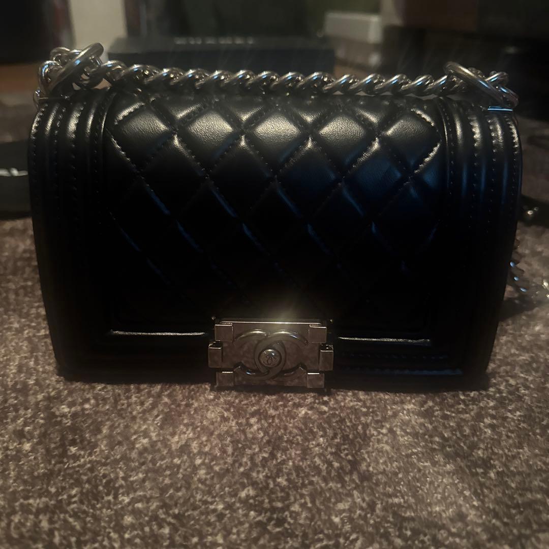 CHANEL ブラック ショルダーバッグノベルティ
