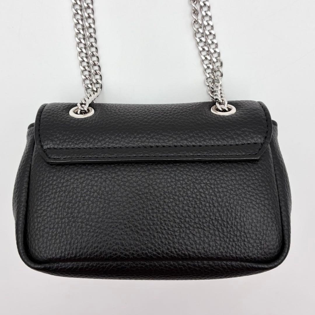 ヴィヴィアンウエストウッド ショルダーバッグ スモール パース チェーン オーブ