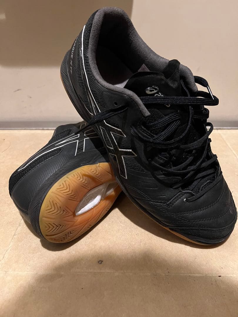 フットサルシューズ　アシックス　デスタッキ　25cm