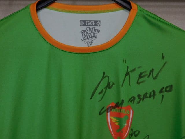 元ブラジル代表 オスカール氏のサイン入りユニフォーム 現在ブラジリスFCオーナー