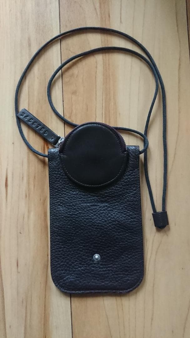 マルジェラ 2way財布兼スマホケース