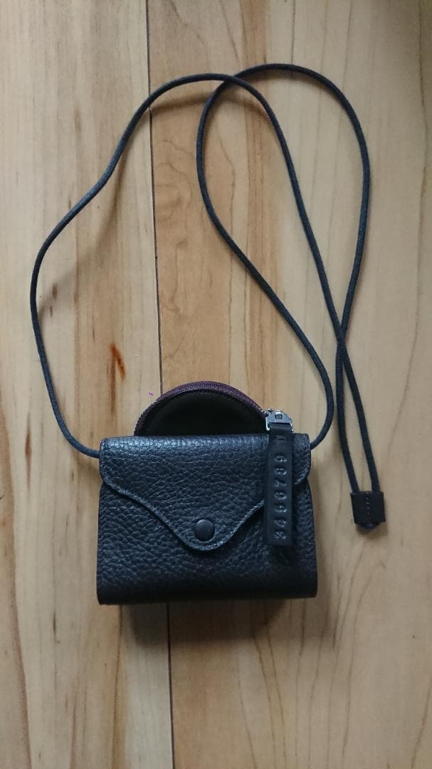 マルジェラ 2way財布兼スマホケース