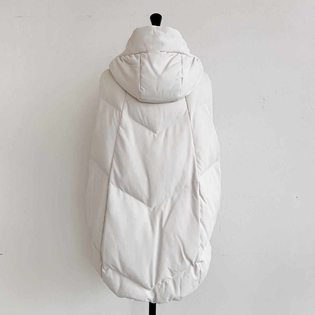 ルギヴァ　サイドジップフーデッドダウンベスト