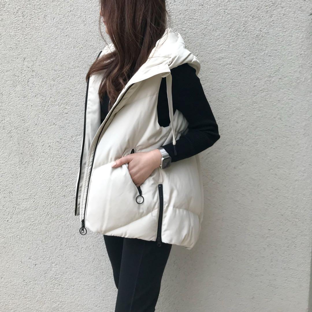 ルギヴァ　サイドジップフーデッドダウンベスト