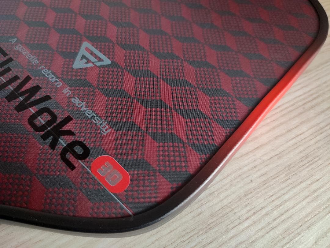 ピックルボール パドル KEVLAR ケブラー 赤い 黒 16mm Fly