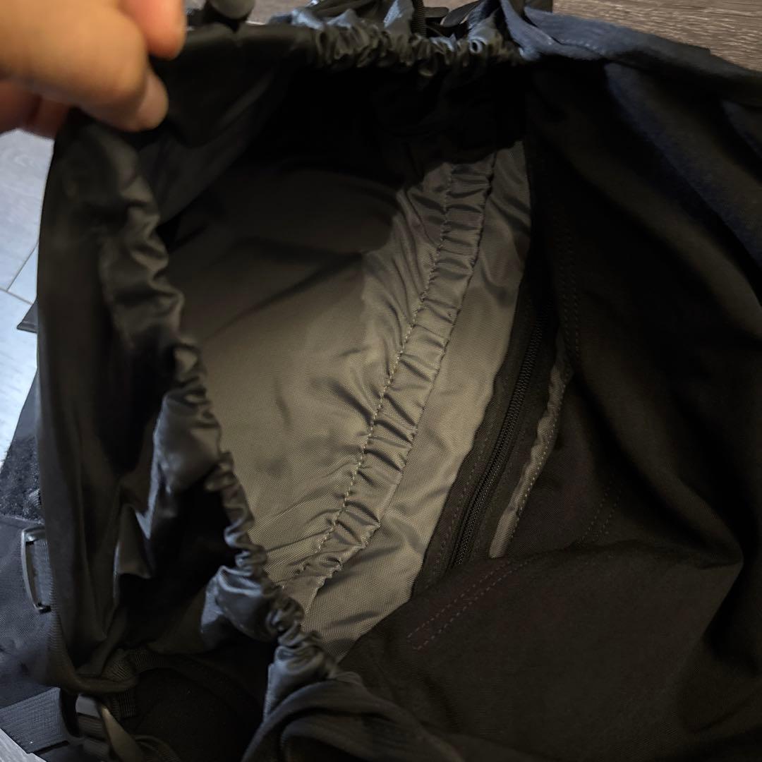 吉田カバンのポーター「クランカーズ」メッセンジャーバッグ（Lサイズ）