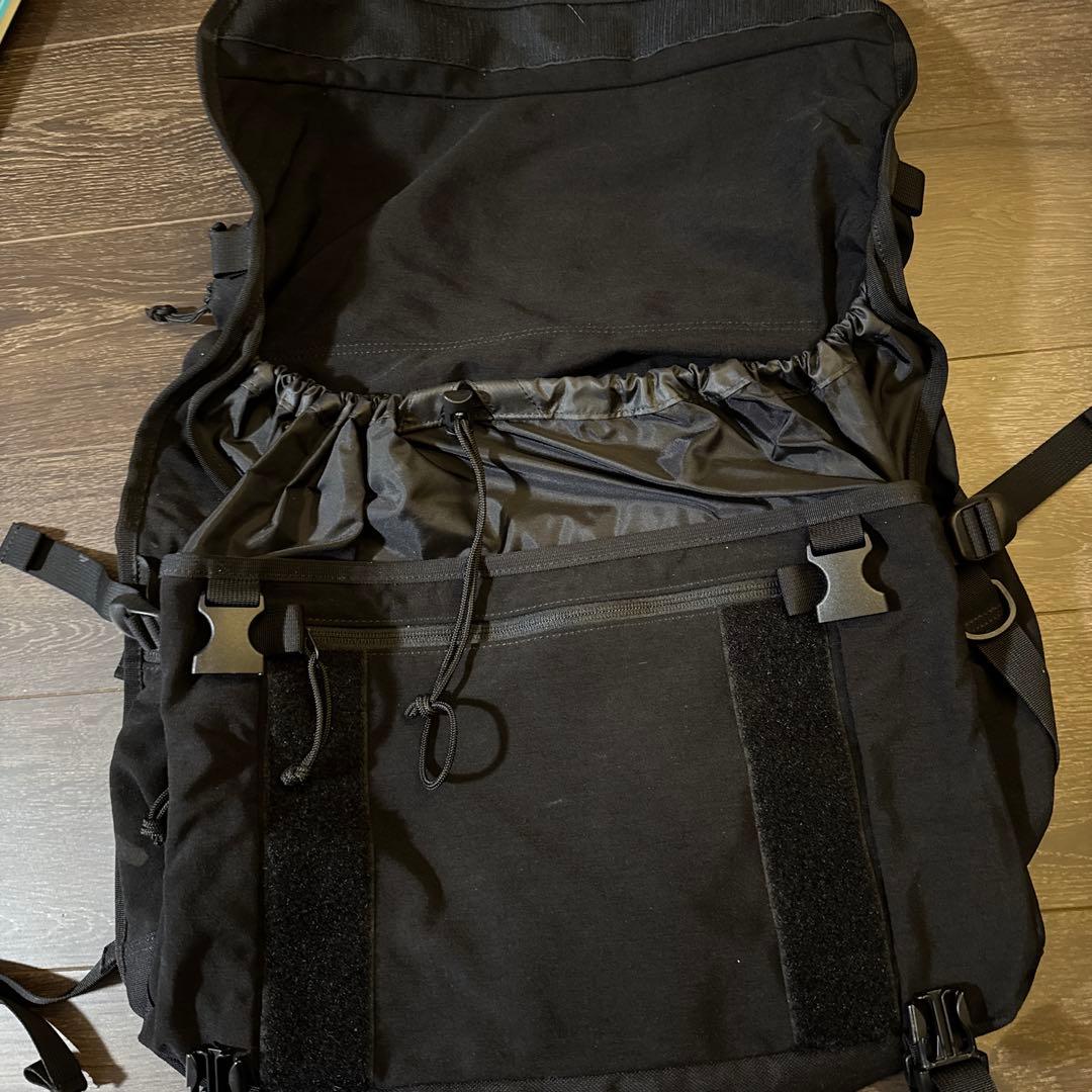 吉田カバンのポーター「クランカーズ」メッセンジャーバッグ（Lサイズ）