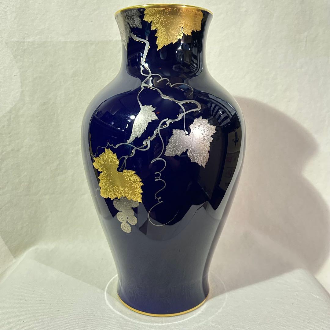 マ*サ様 大倉陶園　金触　ブドウ　葡萄　花瓶　フラワーベース