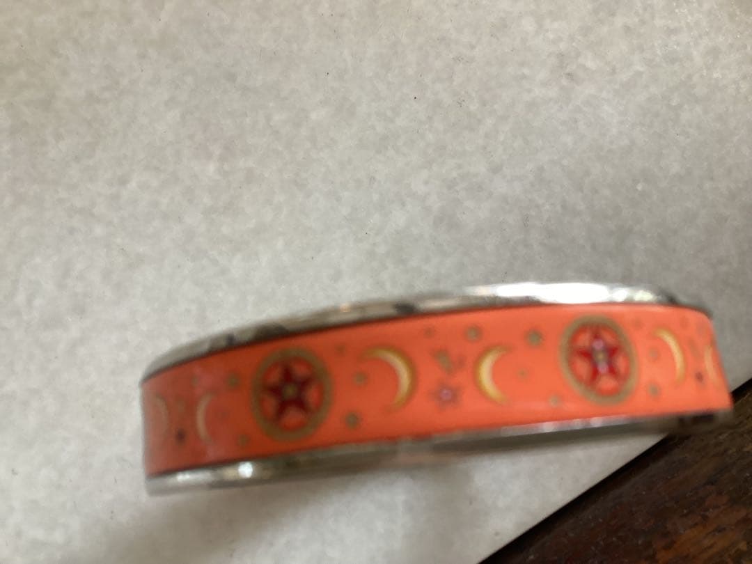 お値下げしました❣️ エルメス　バングル　新品同様　格安！