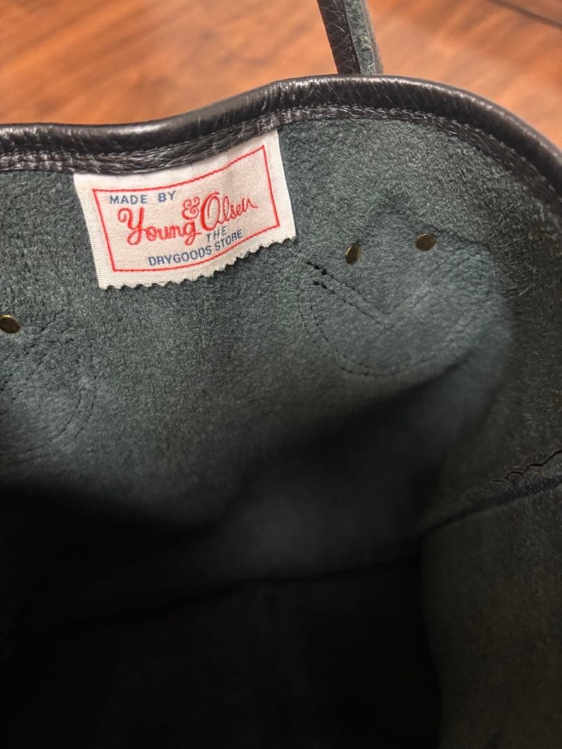 YOUNG & OLSEN ブラックトートバッグ