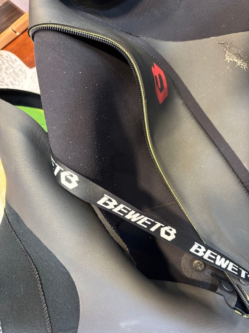 BEWET ビーウェット　フリーショルダー　セミドライ　AGチタン