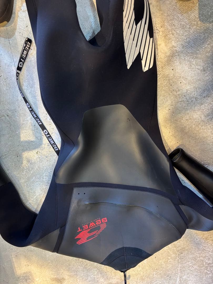 BEWET ビーウェット　フリーショルダー　セミドライ　AGチタン