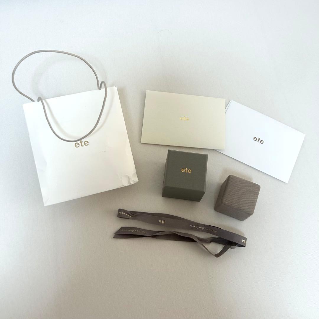 ete ビジューピアス ピンクゴールド