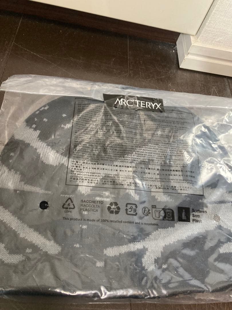 アークテリクス グロットトーク 2025AW 新品未使用 ブラック