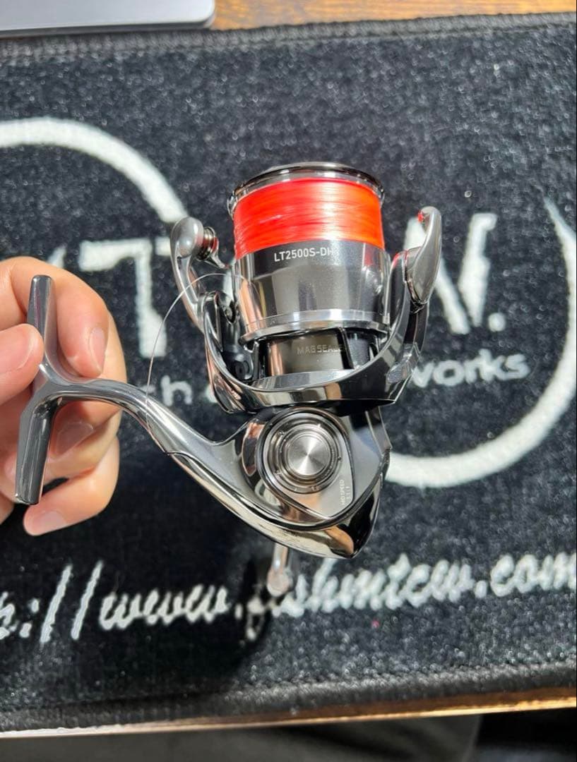 たつ　ダイワ　22イグジスト2500S-DH