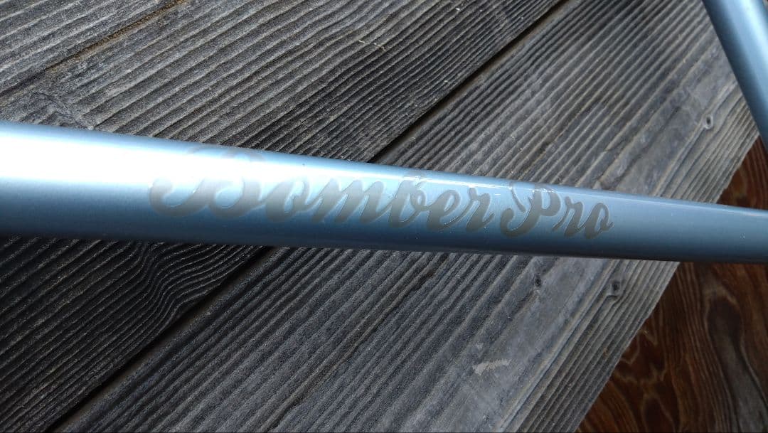 Bomber Pro ピストフレーム　ブレーキ穴あり