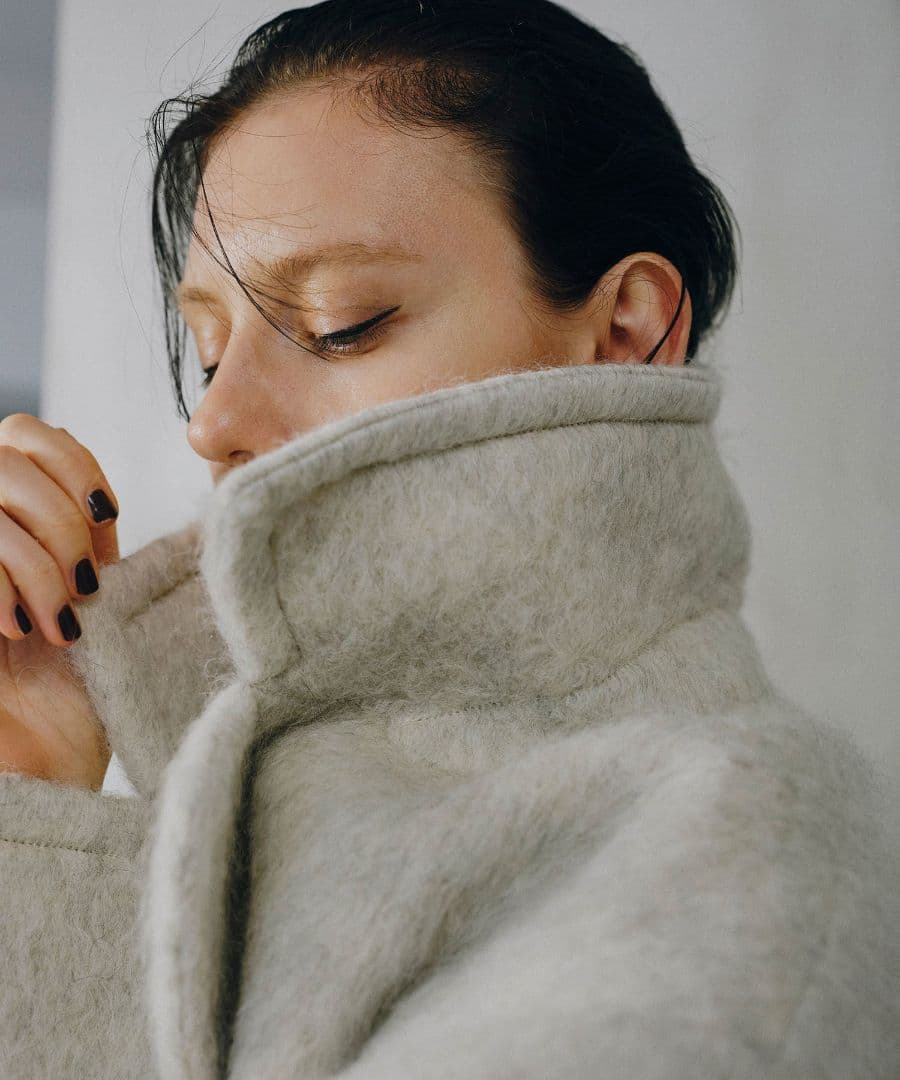 今季【新品タグ付き】 アダムエロペ ウェーブシャギーミドルコート