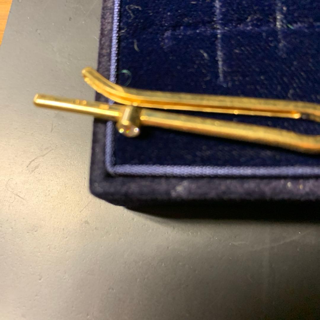 K18天然ダイヤ入りネクタイとめ