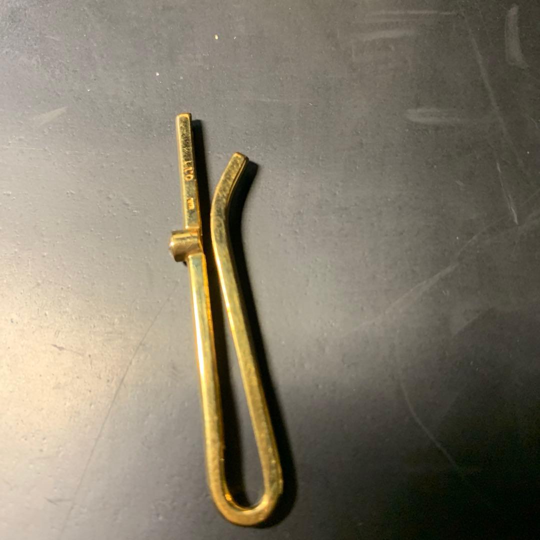 K18天然ダイヤ入りネクタイとめ