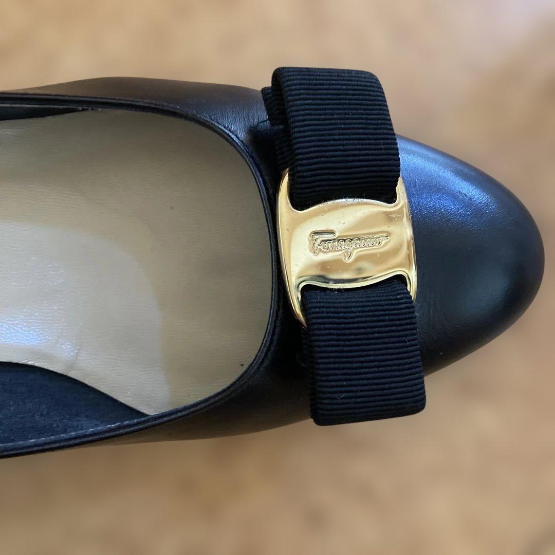 Ferragamo レザーブラック7 1/2
