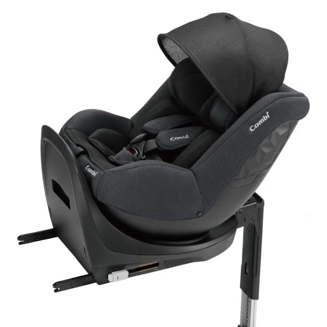 【新品未使用】Combi コンビ 回転式チャイルドシート クルムーヴ R129
