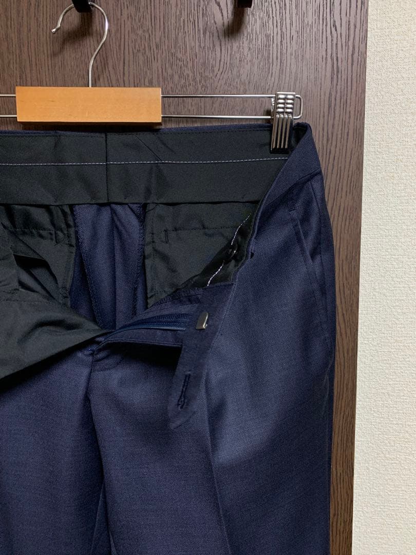 A4新品未使用！極上高級イタリアREDAウール100%ネイビー無地3ピーススーツ