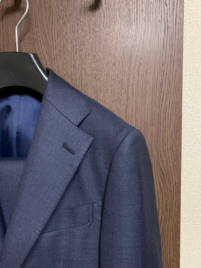 A4新品未使用！極上高級イタリアREDAウール100%ネイビー無地3ピーススーツ