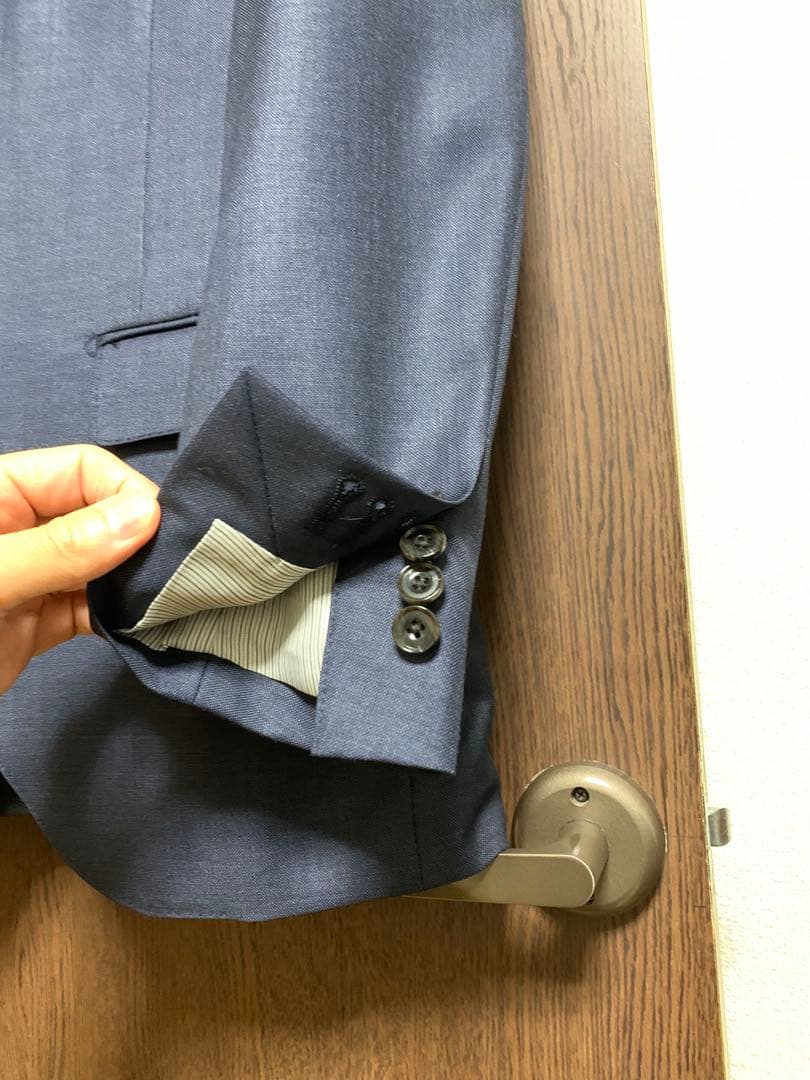 A4新品未使用！極上高級イタリアREDAウール100%ネイビー無地3ピーススーツ