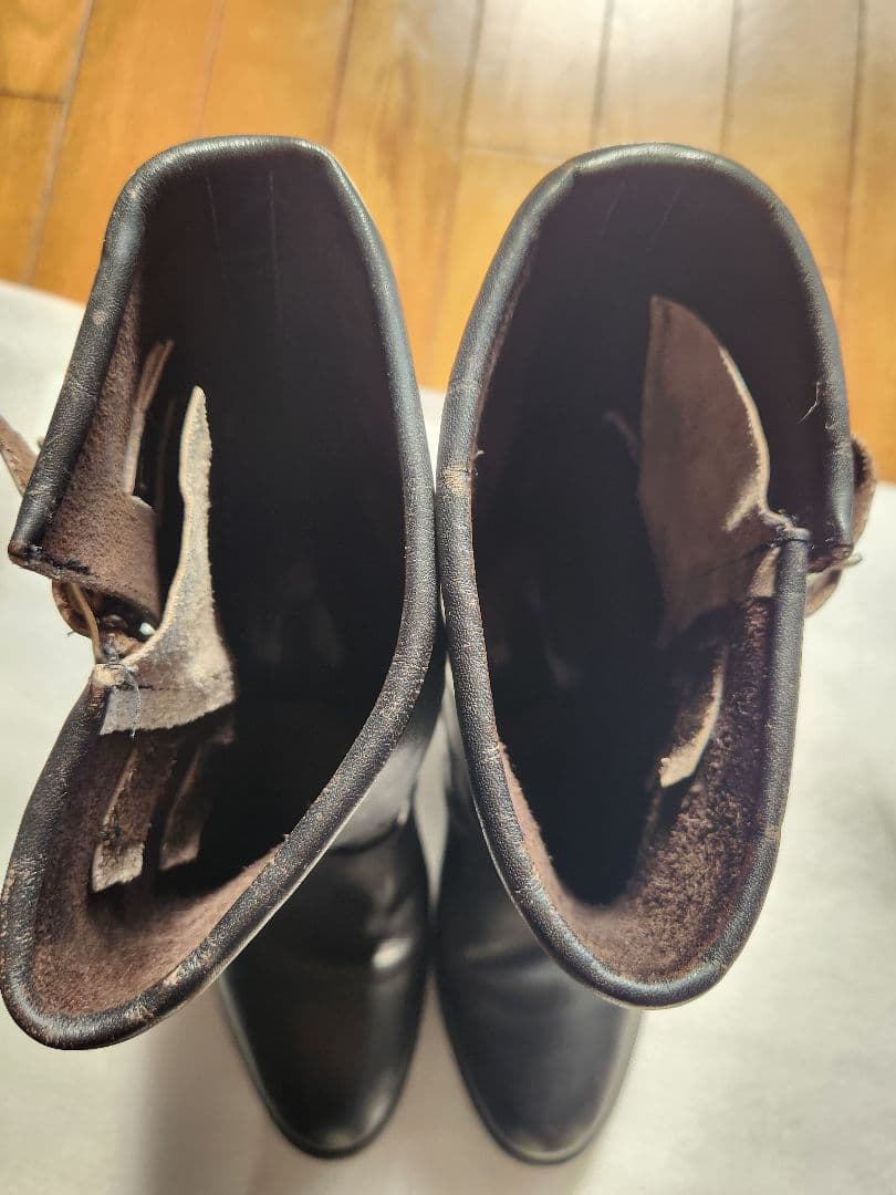 黒のバックル付きエンジニアブーツ　サイズ30センチ位