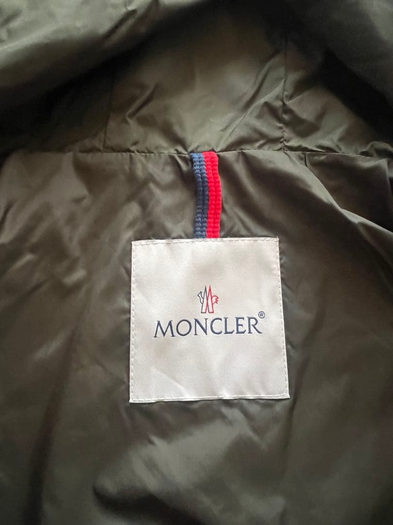 MONCLER フード付きジャケット