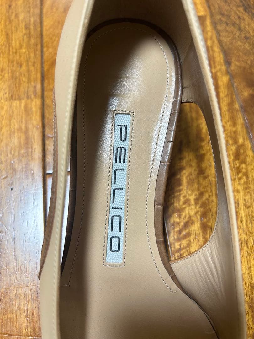 PELLICO ベージュ パンプス　ルネッタ