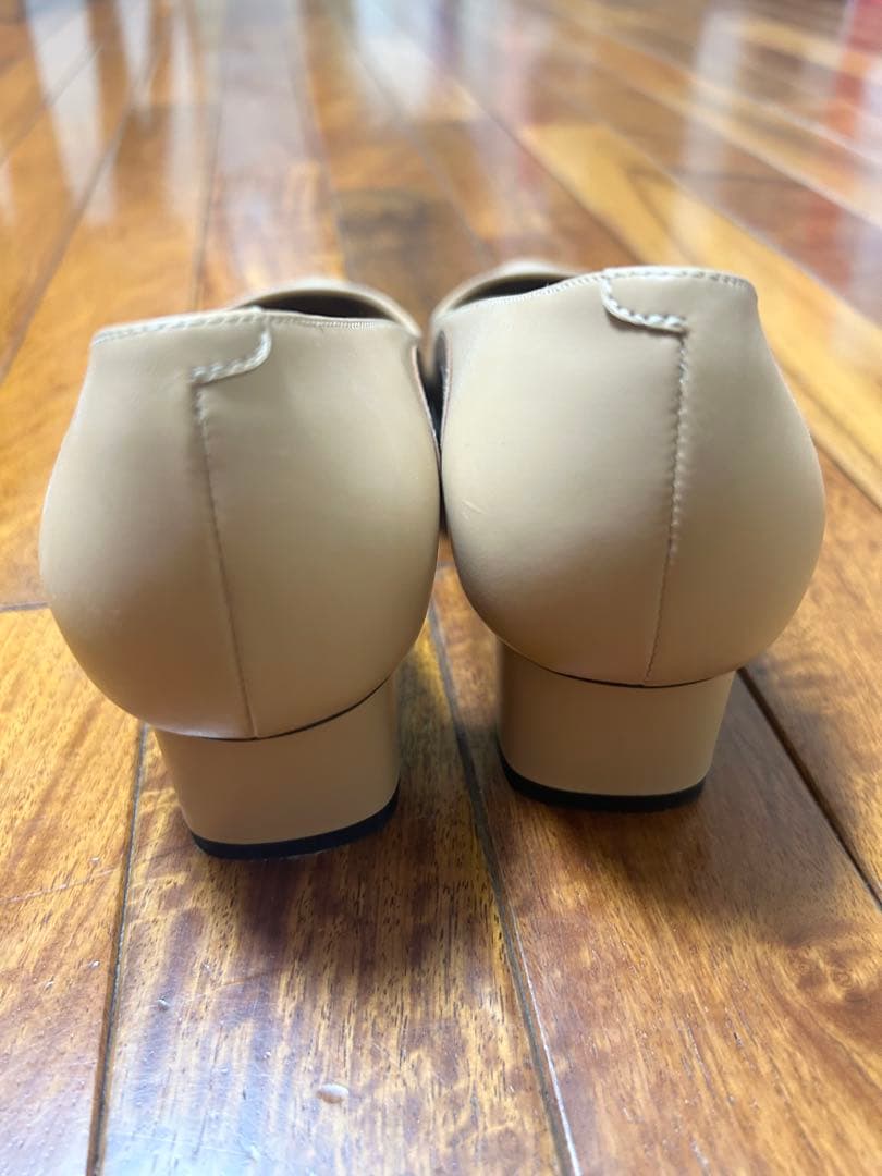 PELLICO ベージュ パンプス　ルネッタ