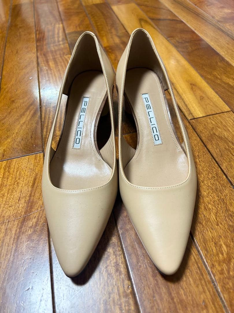 PELLICO ベージュ パンプス　ルネッタ