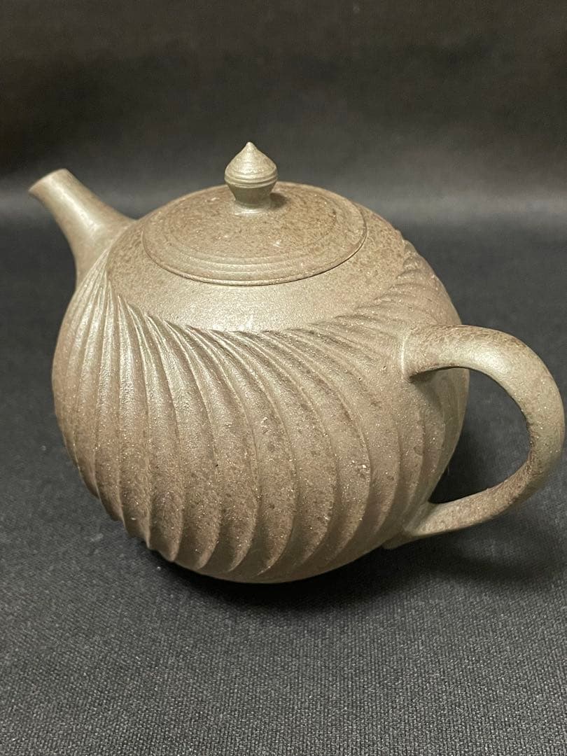 加藤財　彫　黒丸　急須