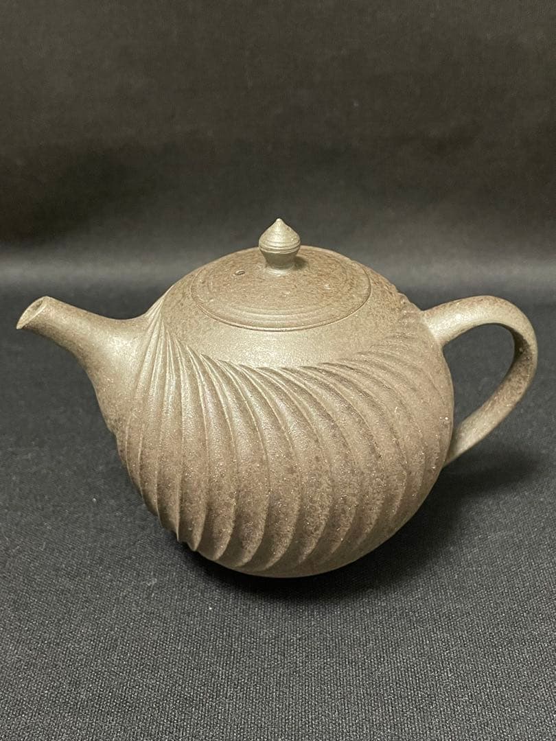 加藤財　彫　黒丸　急須