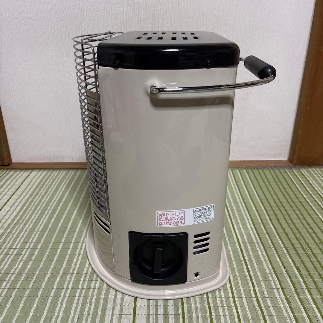 イワタニ　デカ暖II カセット　ガスストーブ　2022年　CB-STV-DKD2