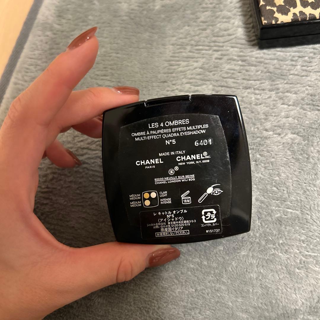 CHANEL LES 4 OMBRES アイシャドウパレット 6401