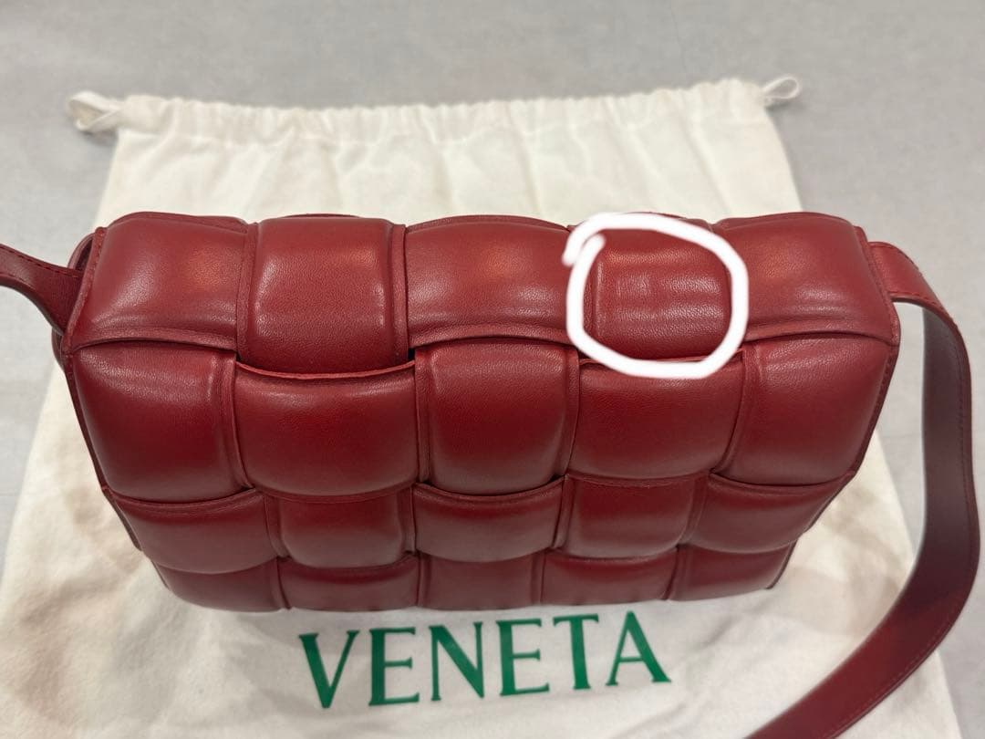 美品Bottega Veneta ボッテガ ヴェネタ パデット カセット レッド