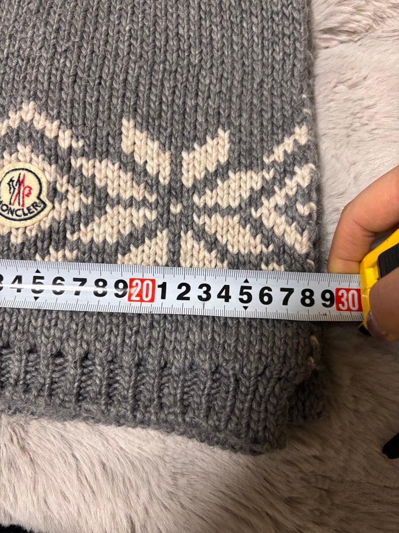 Moncler モンクレールマフラー　Lanawool 50%