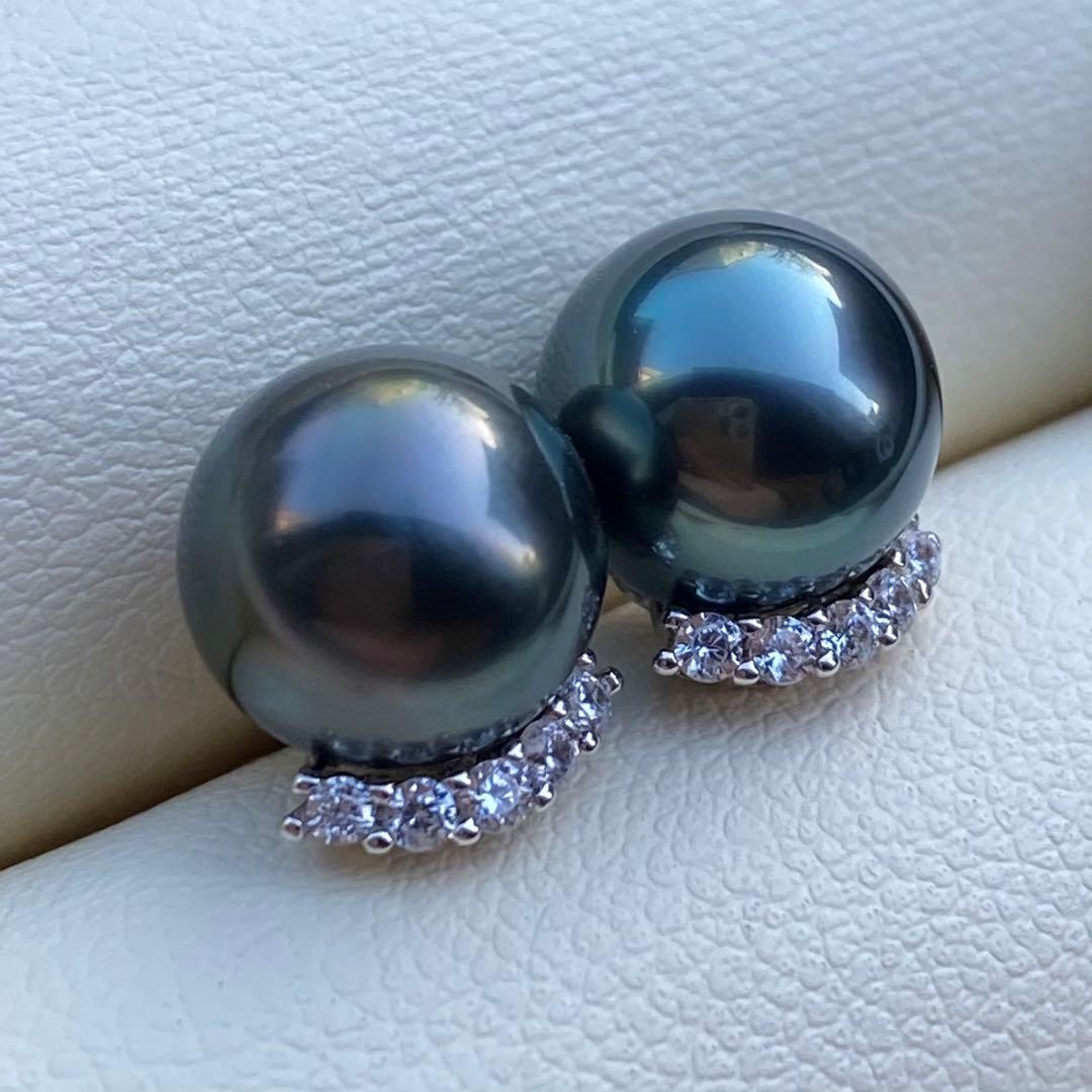 本真珠　南洋黒蝶真珠タヒチパール直結タイプピアス　8.8mmグリーンP1189