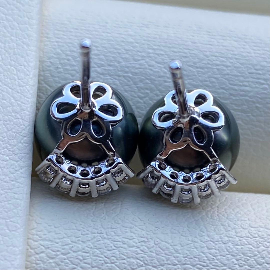 本真珠　南洋黒蝶真珠タヒチパール直結タイプピアス　8.8mmグリーンP1189