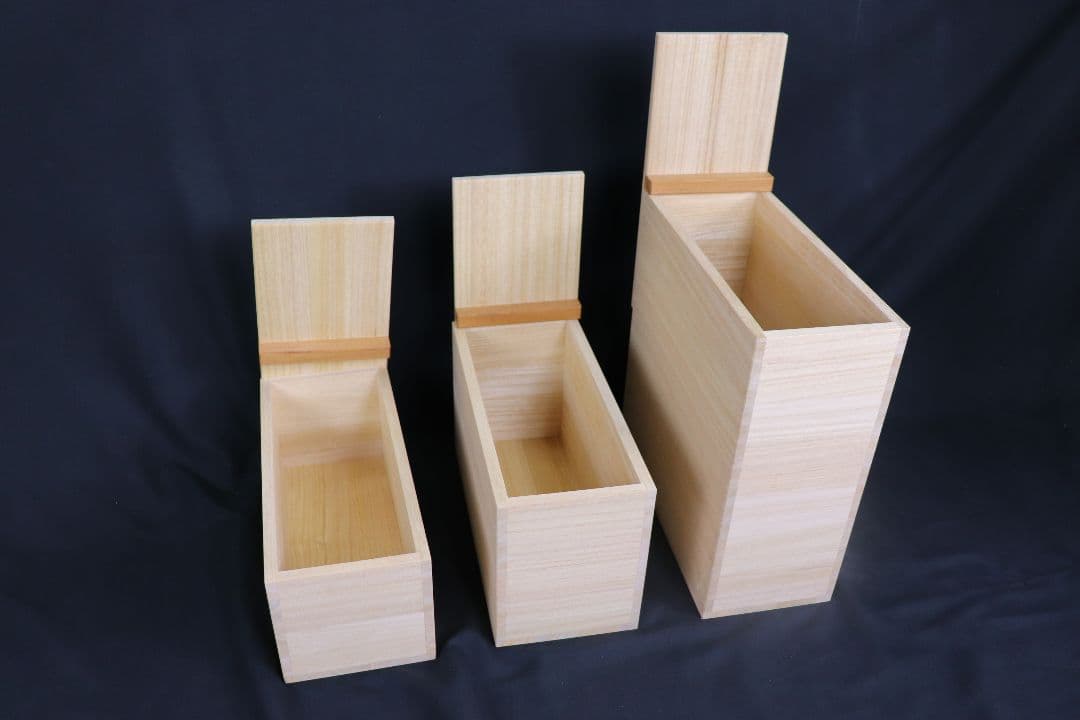 手作り本物の米びつ　幅15cmスリムタイプ桐米びつ　10キロ用　防虫