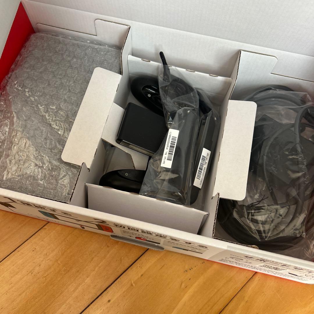 Nintendo Switch 青/赤 ジョイコン付き 説明必読！